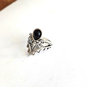 LADIES NEW SIZE  6 BLACK ONYX  SILVER  FILAGREE STATEMENT RING